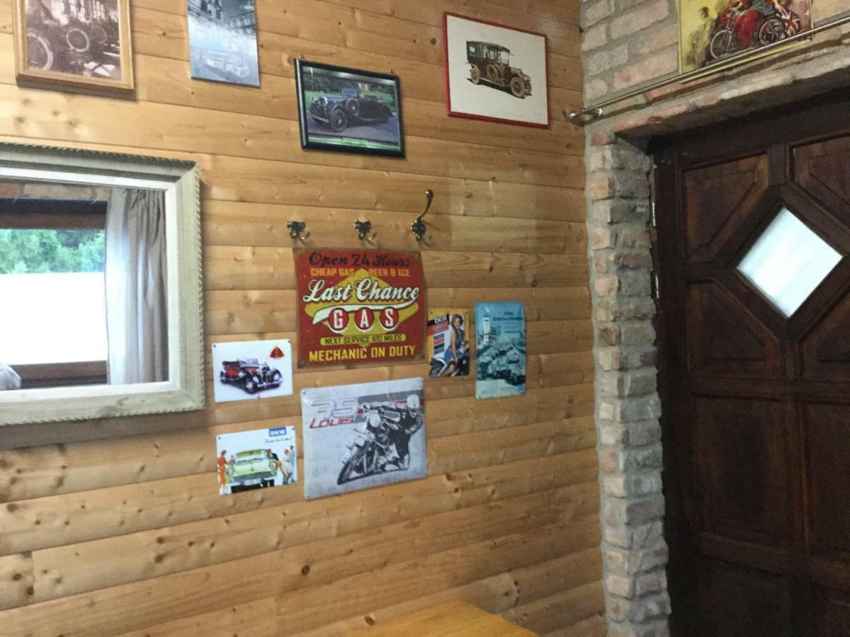 Old'S Car Zimmer & Apartment Vermietung Velden am Wörthersee Dış mekan fotoğraf